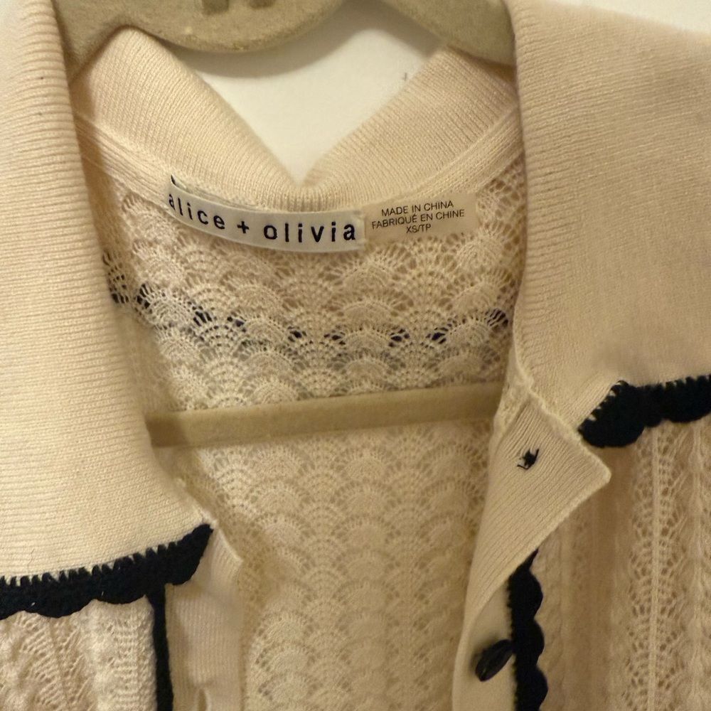 alice + olivia crochet button cardigan, size XS - Picture 3 of 4